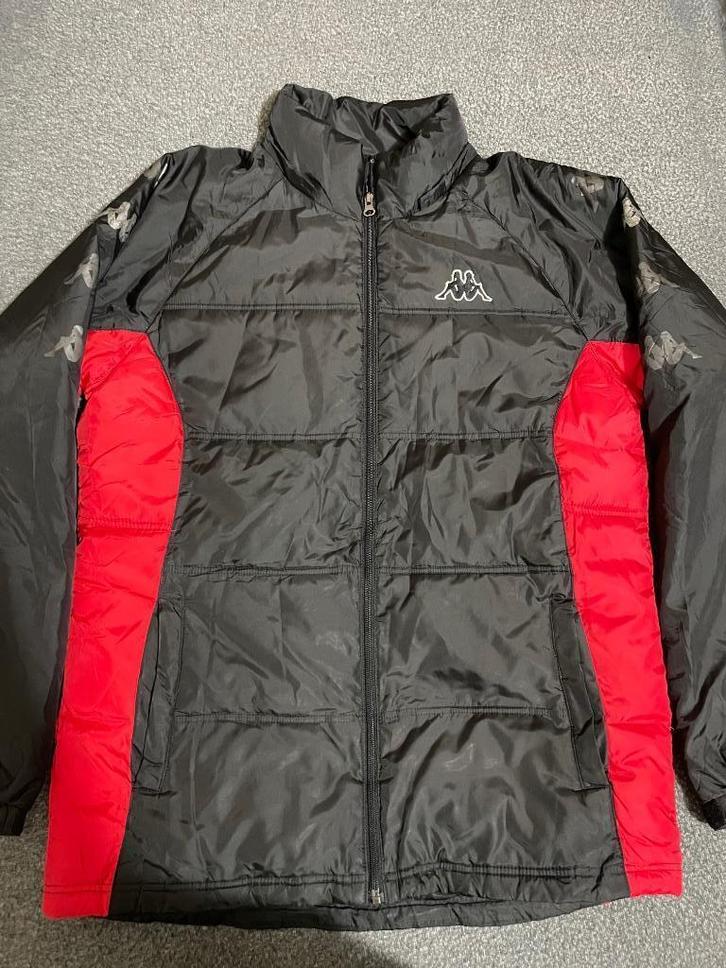 Kappa Puffer Jacket – Black & Red – Size M, Kleding | Heren, Truien en Vesten, Zo goed als nieuw, Maat 48/50 (M), Zwart, Ophalen of Verzenden