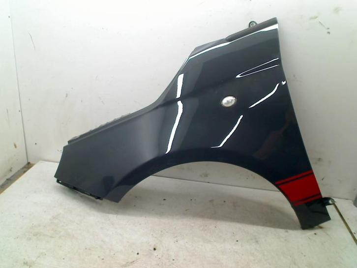 SPATBORD LINKS VOOR 735A Grigio Carrara 500 / 595 / 695, Auto-onderdelen, Carrosserie, Spatbord, Overige automerken, Voor, Links