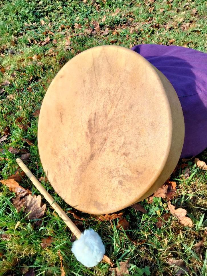 Tambour chamanique cerf 40cm, Musique & Instruments, Percussions, Neuf, Tambour, Enlèvement
