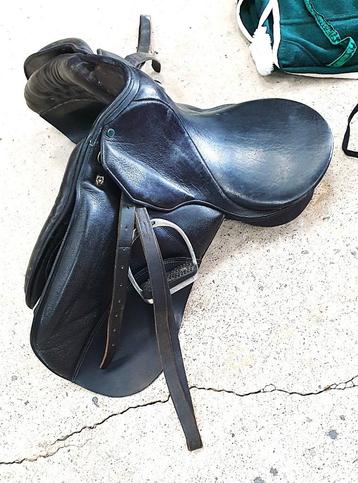SELLE DE DRESSAGE, Enlèvement, Utilisé, Dressage