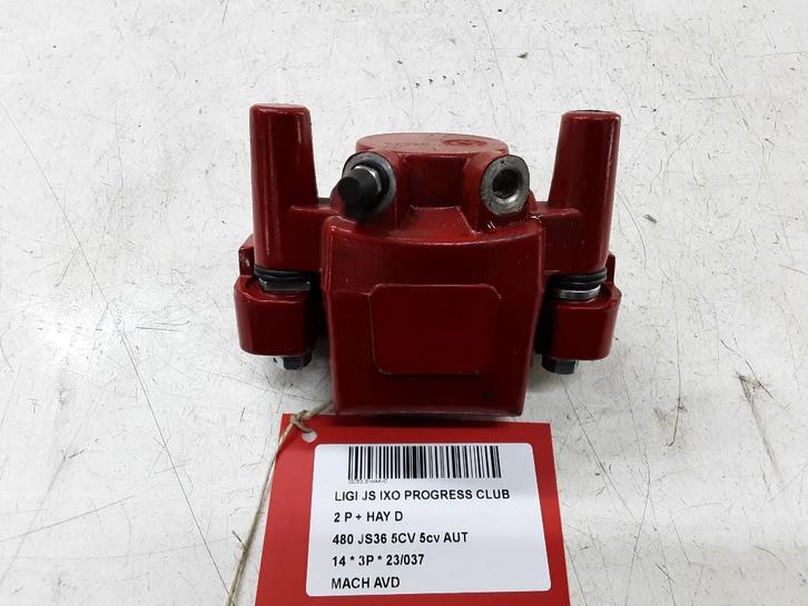 REMKLAUW RECHTS VOOR Ligier JS36 (07-1970/-) (34A22), Auto-onderdelen, Remmen en Aandrijving, Overige automerken, Gebruikt