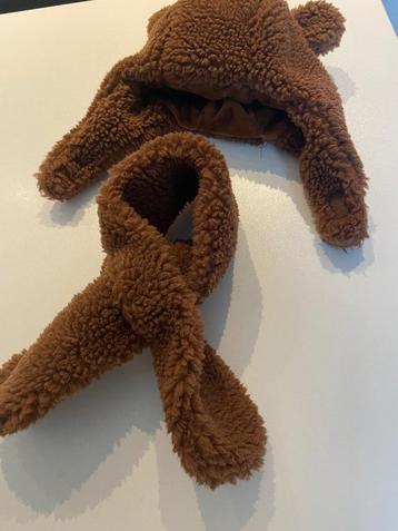 Warme muts en sjaal jbc beschikbaar voor biedingen