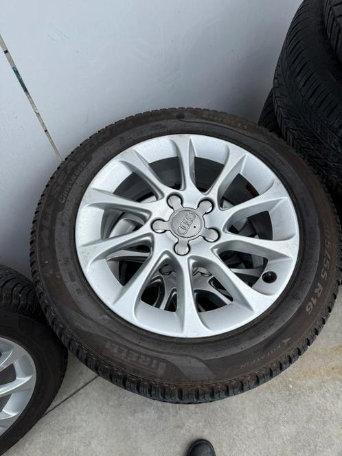 Audi 16" velgen met Pirelli 4-seizoensbanden, Auto-onderdelen, Banden en Velgen, Banden en Velgen, All Season, 16 inch, 205 mm