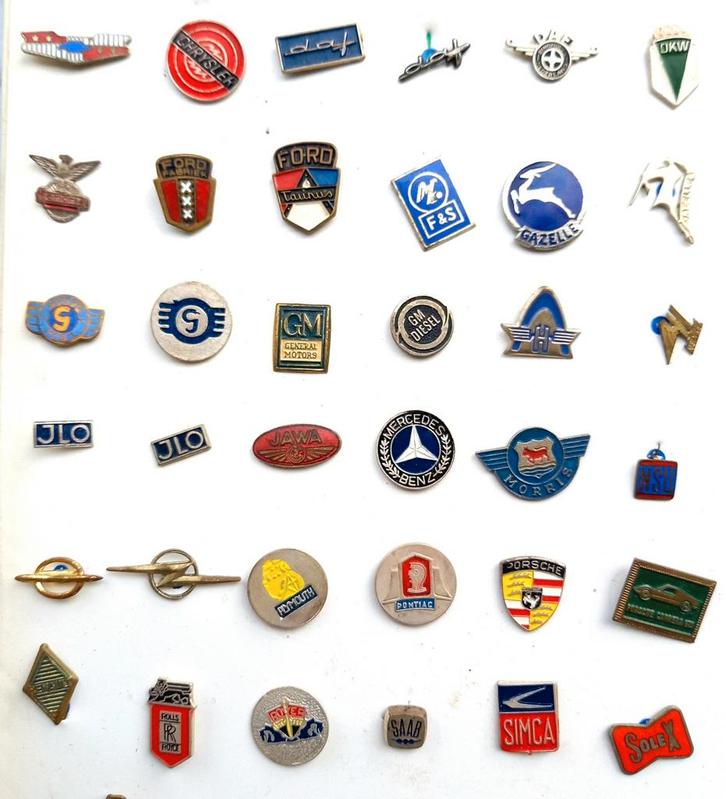 Speldjes autospeldjes motorspeldjes. Fietsspeldje Bromfiets, Verzamelen, Speldjes, Pins en Buttons, Ophalen of Verzenden