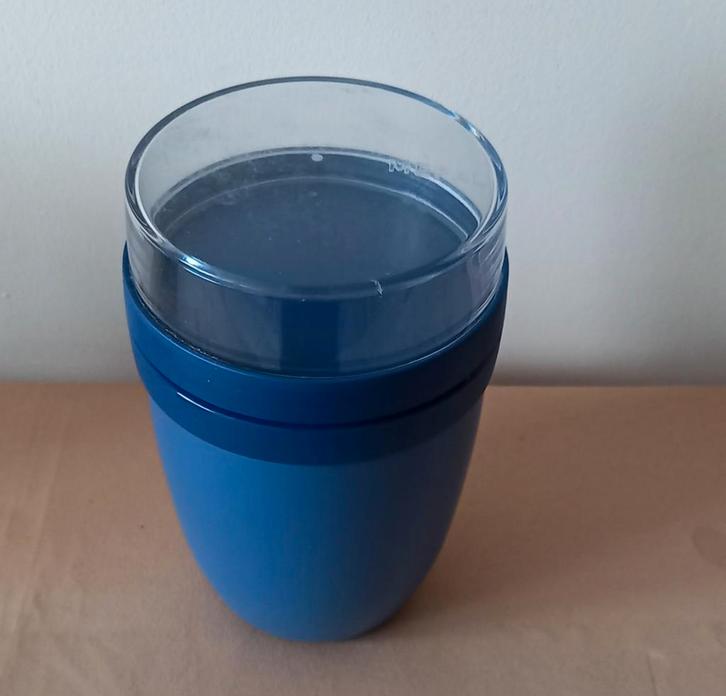 Yoghurt beker in metaal merk mepal (Geen Tupperware)., Huis en Inrichting, Keuken | Tupperware, Zo goed als nieuw, Beker of Kan