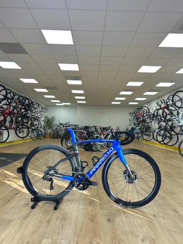 Pinarello Dogma F Di2 Carbon Racefiets beschikbaar voor biedingen