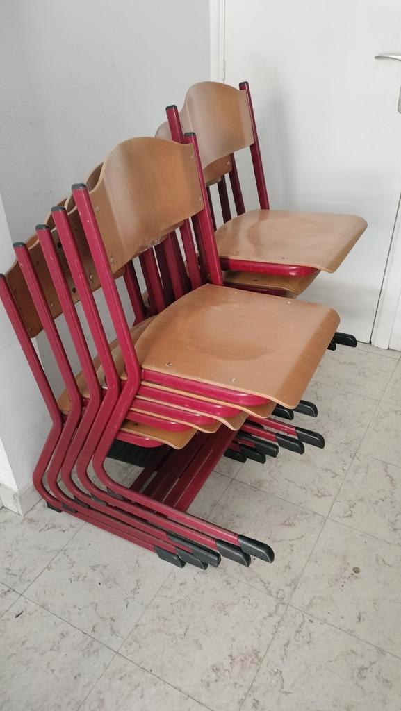 Leuke vintage schoolstoelen, Antiek en Kunst, Antiek | Meubels | Stoelen en Sofa's, Ophalen