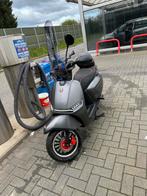 gts levanti +/-3000km, Fietsen en Brommers, Scooters | Overige merken, Ophalen, Benzine, 50 cc, Klasse B (45 km/u)