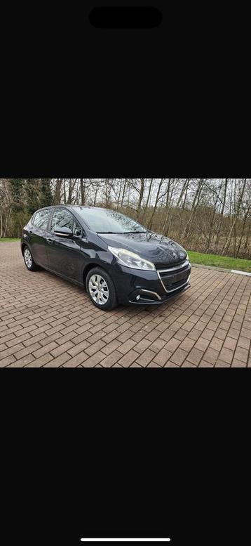 Peugeot 208 1200 essence beschikbaar voor biedingen