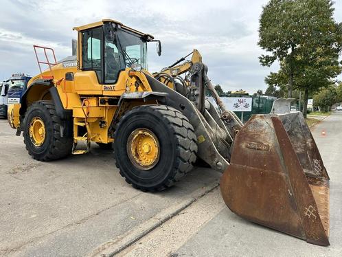 Volvo L180H 29.7 T - 4x4 - CAMERA - A/C - GOOD TIRES - CE -, Articles professionnels, Machines & Construction | Grues & Excavatrices