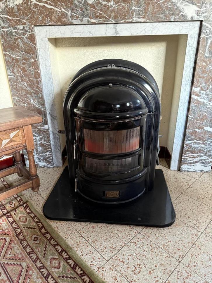 Poêle Ciney antique, Maison & Meubles, Poêles, Utilisé, Autoportant, Poêle à charbon, Bois, Enlèvement