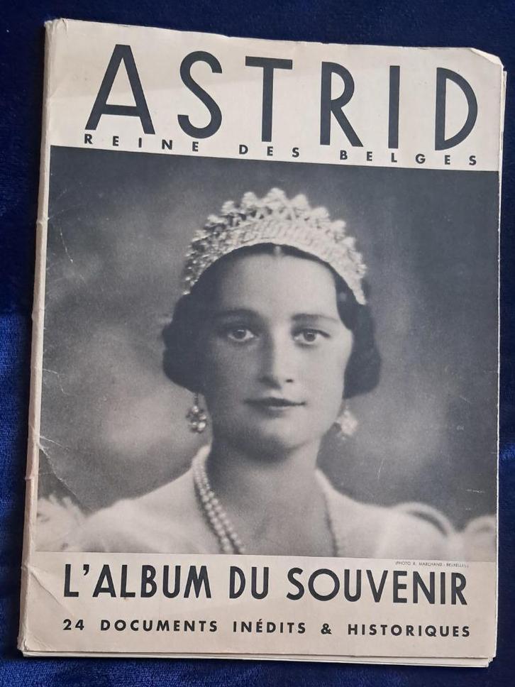 Astrid, koningin der Belgen, 24 historische documenten, Verzamelen, Koningshuis en Royalty, Ophalen of Verzenden