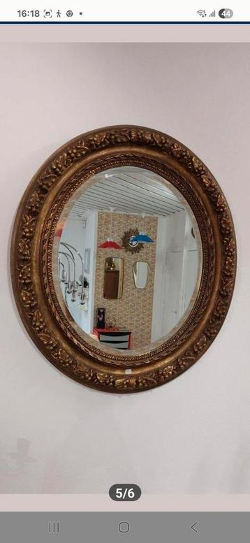 Antieke grote ovalen spiegel met geslepen glas beschikbaar voor biedingen