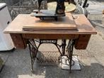 Singer tafel + naaimachine, Antiek en Kunst, Antiek | Naaimachines, Ophalen