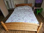 Klassiek bed - Massief grenen met hoofdeinde en voeteneinde, Ophalen, Gebruikt, Bruin, Tweepersoons