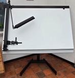 Tekentafel  140 x 90, er is 1 lat dat vervangen moet worden,, Ophalen, Gebruikt, Verlichting