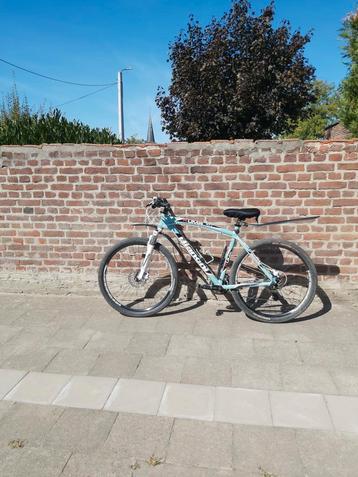 Mountainbike bianchi kuma 27,1 prima staat  beschikbaar voor biedingen