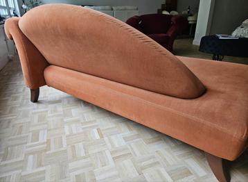 Jan Des Bouvrie chaise longue Rococo  met certificaat beschikbaar voor biedingen