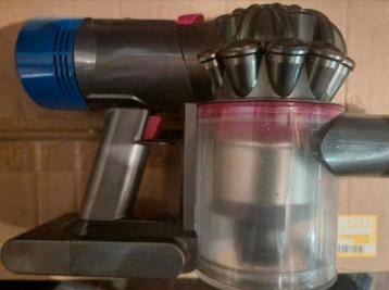 Dyson v8 Absolute en bonne état, Electroménager, Enlèvement ou Envoi, Comme neuf