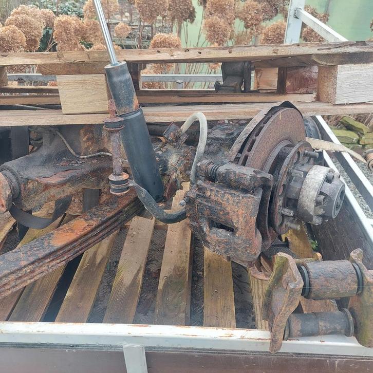 Pièces nissan patrol, Autos : Divers, Remorques Pièces, Utilisé