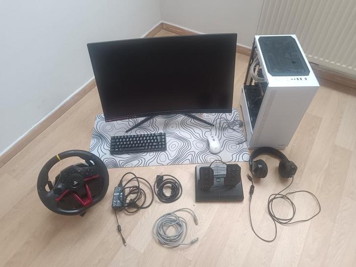 Opstelling van het spel, Computers en Software, Desktop Pc's, Zo goed als nieuw, 4 Ghz of meer, HDD, SSD, 16 GB, Met monitor, Gaming