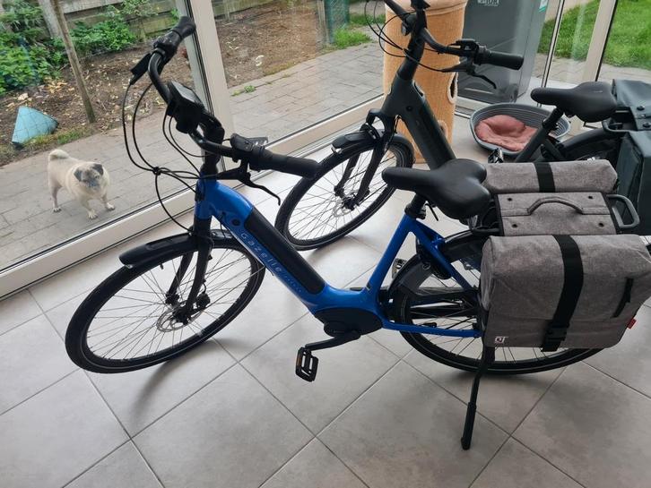 Blauwe gazelle grenoble c8, Fietsen en Brommers, Elektrische fietsen, Zo goed als nieuw, Gazelle, Ophalen