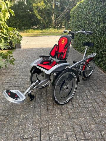 O Pair rolstoelfiets Heinzmann motor met deelbaar frame beschikbaar voor biedingen