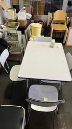 Vintage  set stoelen en tafel, Gebruikt, Ophalen of Verzenden