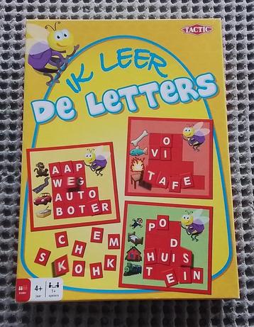 Ik leer de letters Tactic beschikbaar voor biedingen