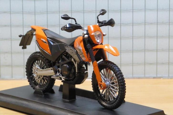 KTM 690 Enduro 1:18 12816 Welly, Hobby en Vrije tijd, Modelauto's | 1:18, Nieuw, Motor, Welly, Ophalen of Verzenden