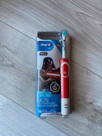 Braun oral-b Star Wars tandenborstel  beschikbaar voor biedingen