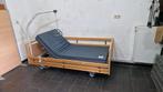 Invacare SB755 medisch bed met 4 functies, gekocht voor 3300, Ophalen of Verzenden, Zo goed als nieuw