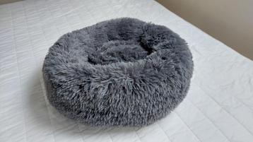 Mand voor kat of kleine hond  beschikbaar voor biedingen