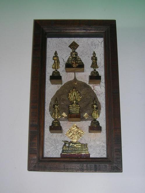 Boeddha “zeven dagen van de week” in kader, Collections, Statues & Figurines, Neuf, Religion, Enlèvement
