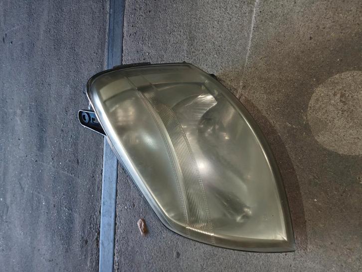 Linker koplamp partner en berlingo, Auto-onderdelen, Verlichting, Peugeot, Gebruikt, Ophalen of Verzenden