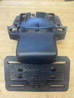 Nummerplaathouder V Rod, Motoren, Ophalen