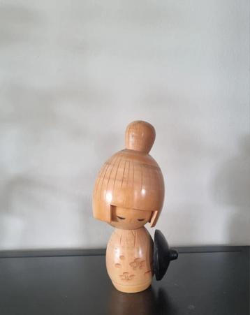 Mooie kokeshi van Miyashita, Hajime (1940-2006) beschikbaar voor biedingen