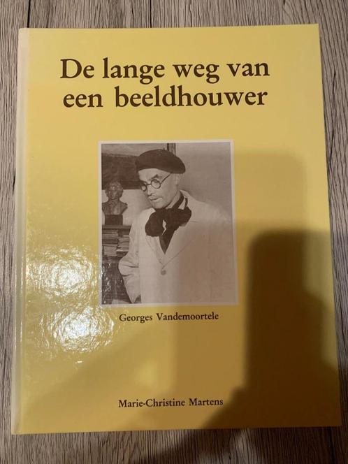 (WIELSBEKE) Georges Vandemoortele. De lange weg van een beel, Boeken, Geschiedenis | Stad en Regio, Gelezen, Ophalen of Verzenden