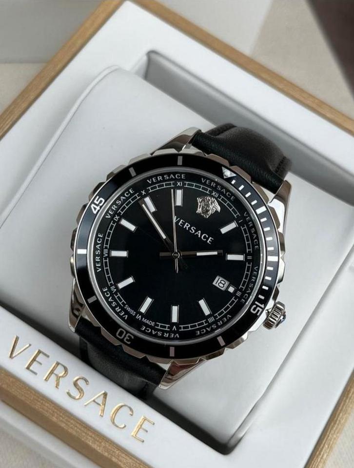 Versace Hellenyium horloge, Handtassen en Accessoires, Horloges | Heren, Zo goed als nieuw, Ophalen of Verzenden