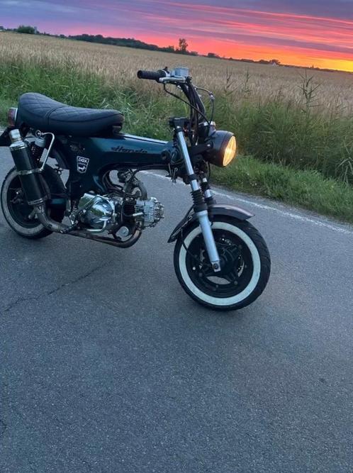 Honda Dax Skyteam (50cc), Fietsen en Brommers, Brommers | Honda, Gebruikt, Klasse B (45 km/u), Ophalen