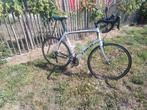Racefiets Trek domane two series 2.3 framemaat 57, Fietsen en Brommers, Fietsen | Racefietsen, Ophalen, 28 inch, Heren, Aluminium