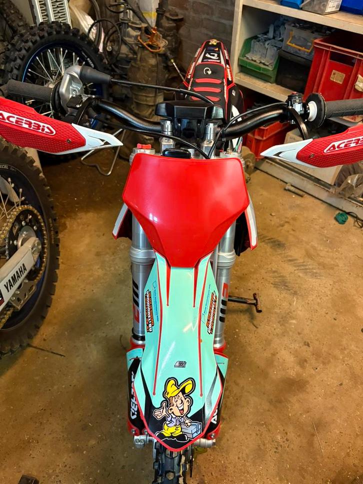 Gasgas mc50 cc van 2024, Fietsen en Brommers, Brommers | Crossbrommers, Zo goed als nieuw, Overige merken, Ophalen