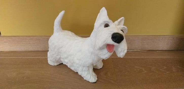 Leuk beeld guitige witte Schotse Terriër, Verzamelen, Beelden en Beeldjes, Gebruikt, Dier, Ophalen of Verzenden