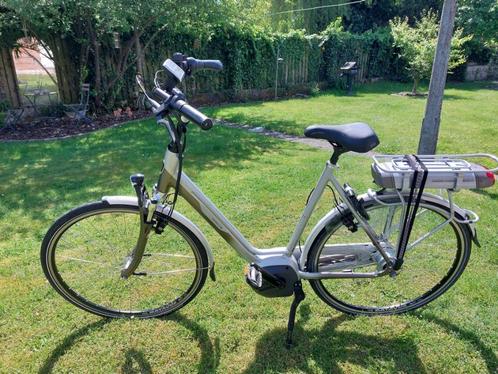 Batavus Elektrische damesfiets Ego WayZ, Fietsen en Brommers, Fietsen | Dames | Damesfietsen, Zo goed als nieuw, Batavus, Versnellingen