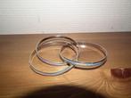 3 armbanden, pastelzilver. diameter 6,5 cm, Handtassen en Accessoires, Armbanden, Verzenden, Zo goed als nieuw, Zilver, Staal