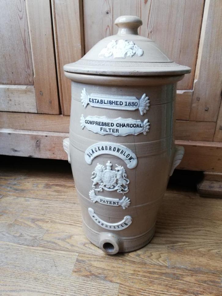 Antieke 19de eeuw regenwaterfilter Slack & Brownlow Manchest, Antiek en Kunst, Antiek | Keramiek en Aardewerk, Ophalen