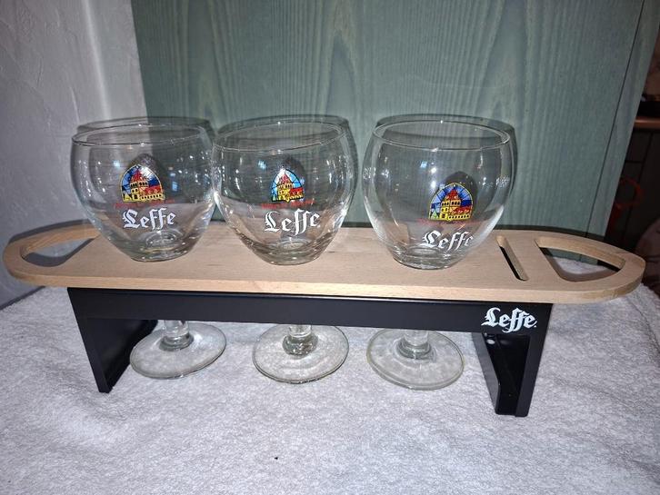 leffe abdij houder 3 glazen, nieuwstaat, Verzamelen, Biermerken, Nieuw, Glas of Glazen, Leffe, Ophalen of Verzenden