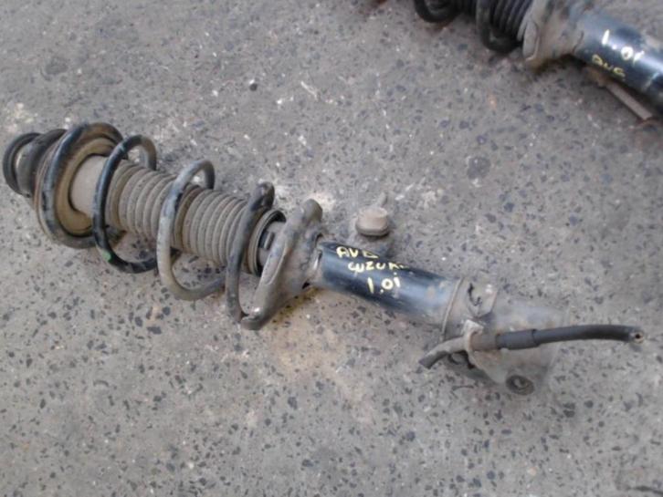 Amortisseur avant droit Suzuki Alto 3 1.0i 50kw 2009, Auto-onderdelen, Ophanging en Onderstel, Suzuki, Gebruikt, Ophalen of Verzenden