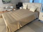 Nieuw bed 160 x 200 - Incl. 2 nachttafels, Neuf, Tissu, Enlèvement, 200 cm