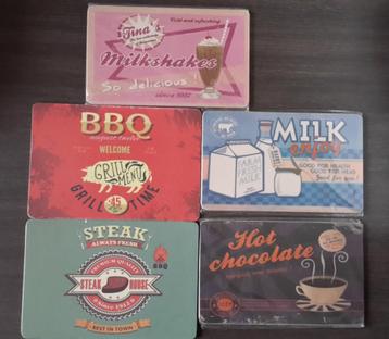Lot / partij snijplankjes RETRO-LOOK ( NIEUW ) beschikbaar voor biedingen